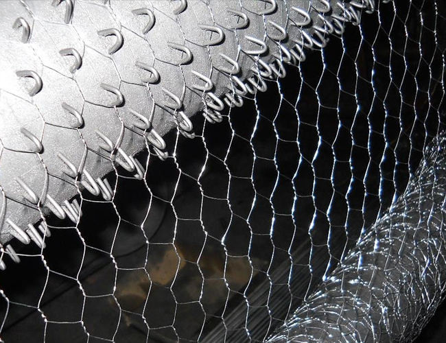 Hot Dipped Galvanized Chicken Mesh Fence 22 Gauge 25mm Hexagonal Hole
