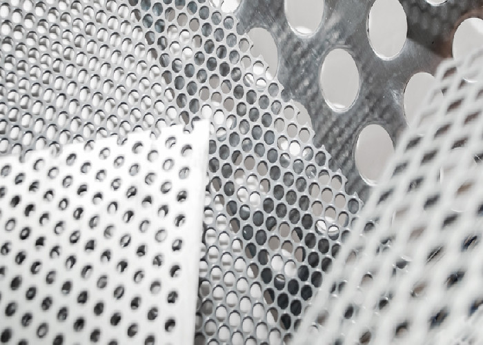 Galvanized Perforated Wire Mesh Custom Sizes For Ventilation Industrial Fencing