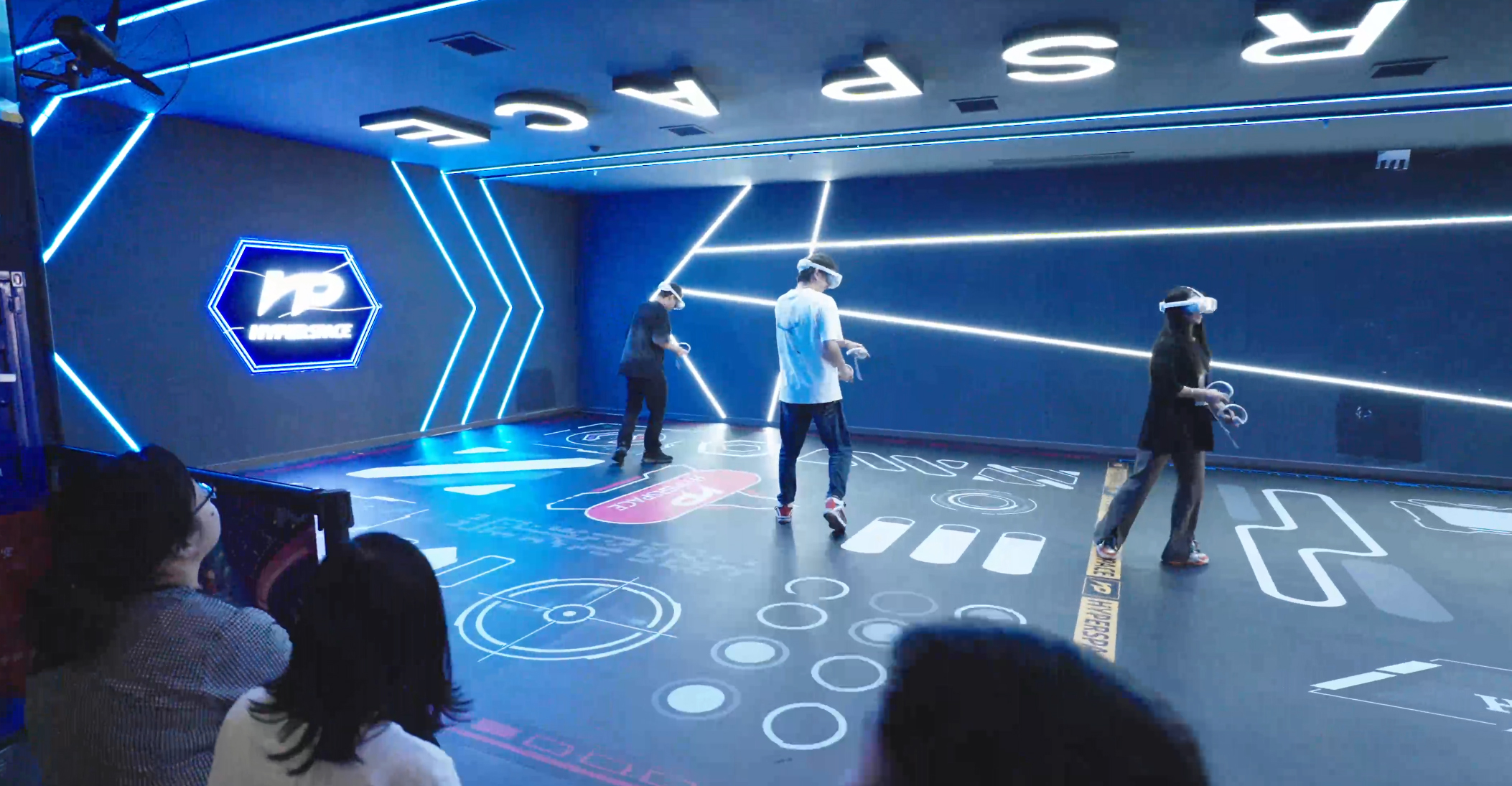 Multiplayer VR Gun Games Virtual Reality Shooting Game For Entertainment Place