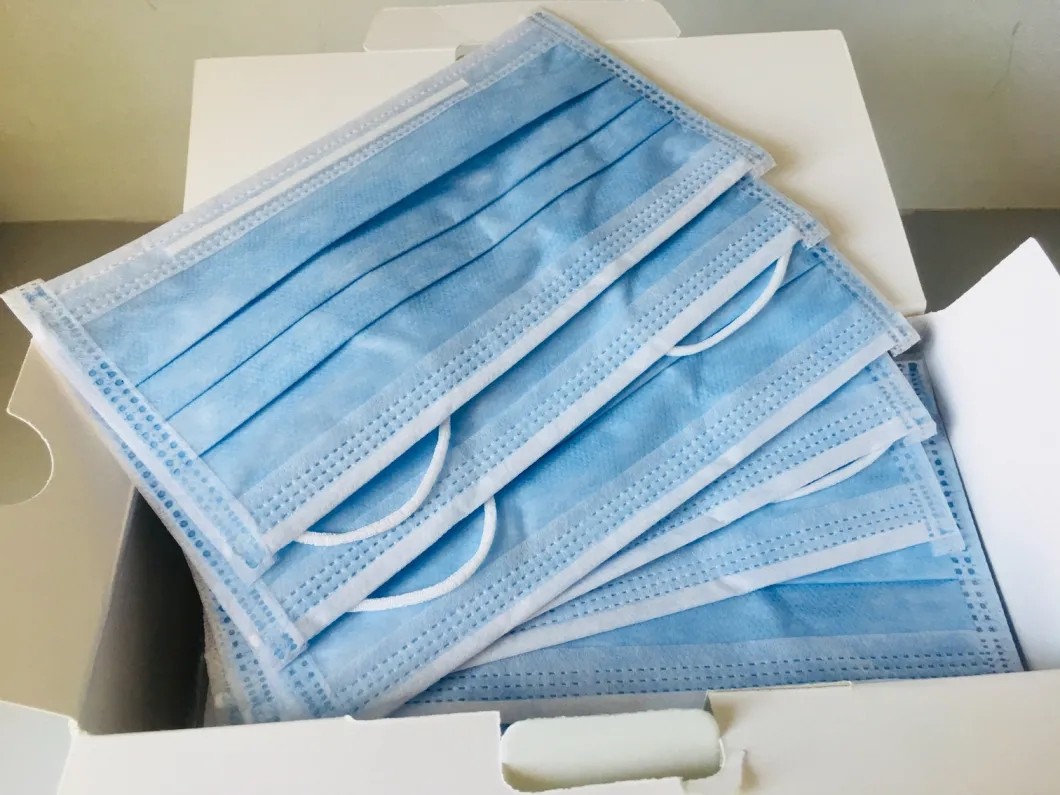 Breathable 3 Ply Disposable Face Mask Non Woven Fabric For Clinic / Hospital