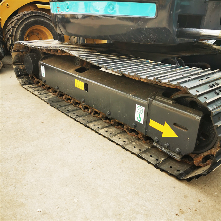 20 Ton Japan Original Hitachi ZX200 Excavator With 860 Working Hours In Good Condition