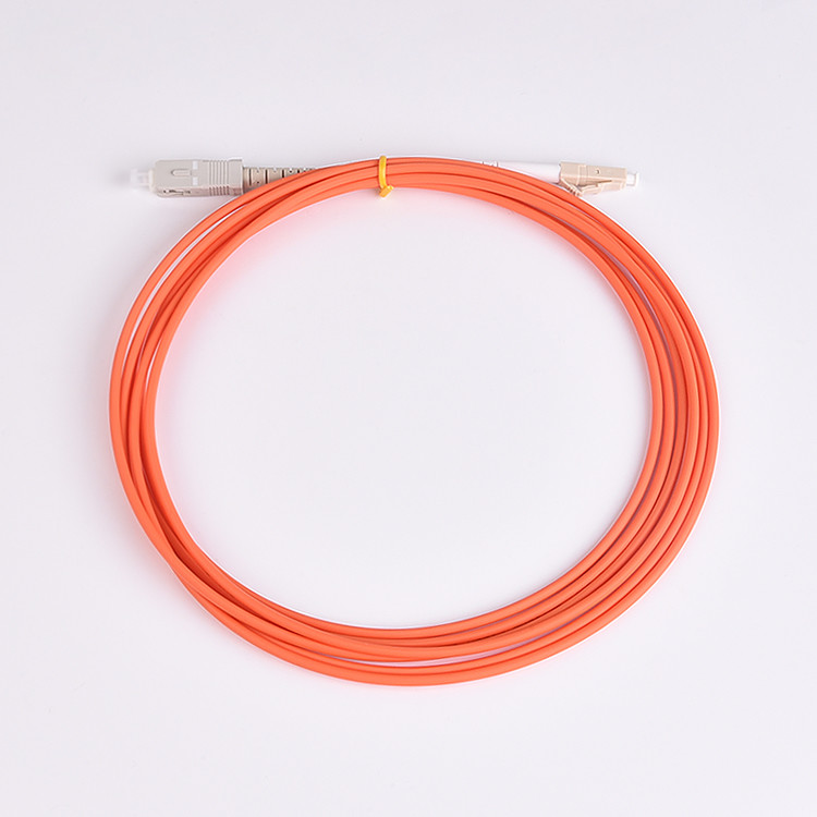 SC APC SC UPC Low Insertion Loss FTTH Patch Cord