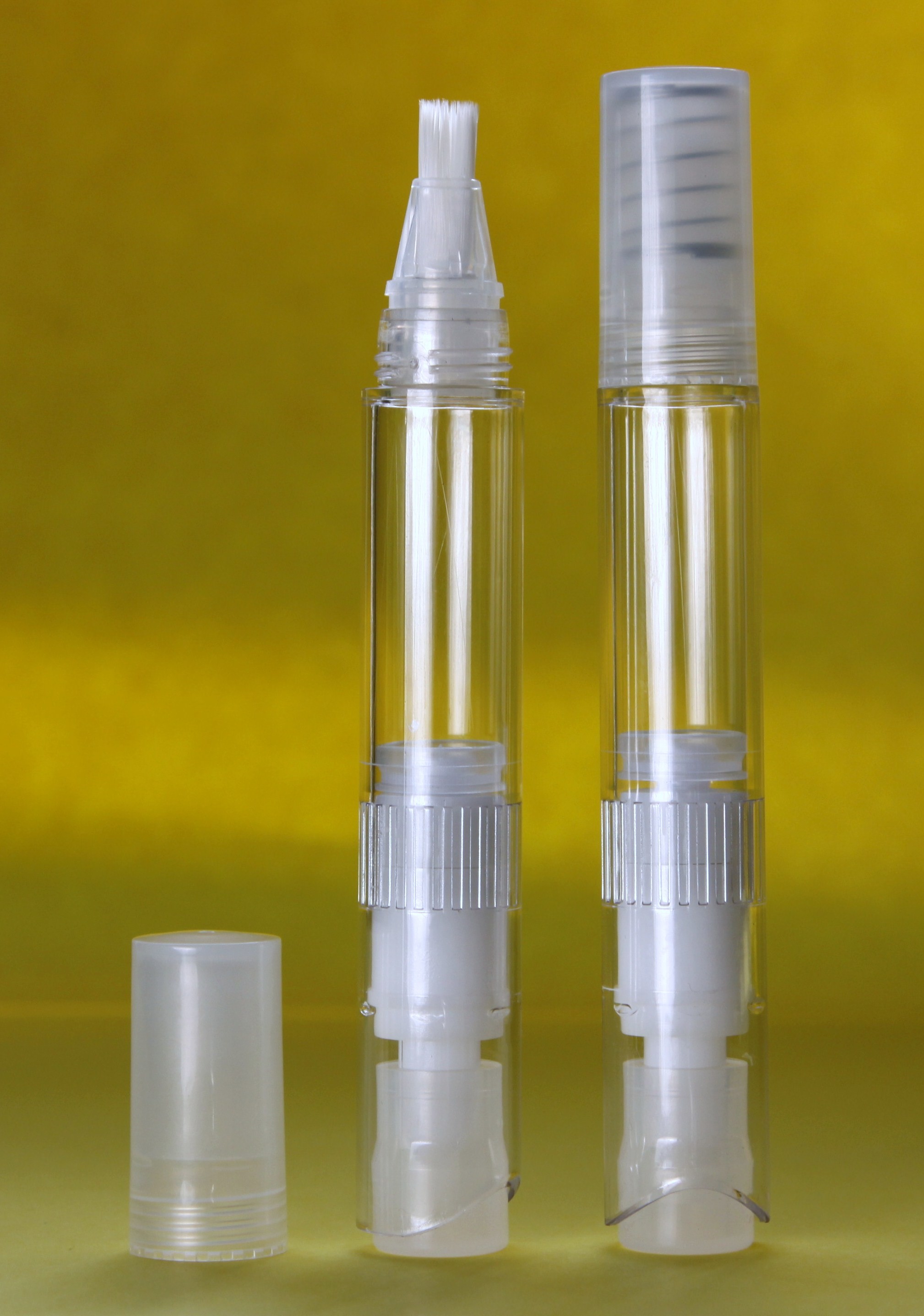 6ML Empty Cosmetic Pen With Brush Empty Cuticle Oil Pens PP Round