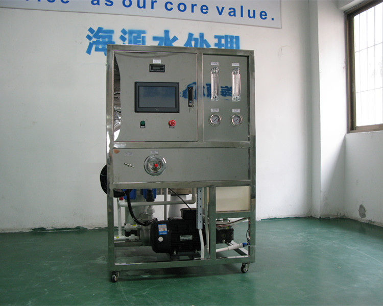 Solar mini mobile RO water desalination plant Portable seawater desalination plant