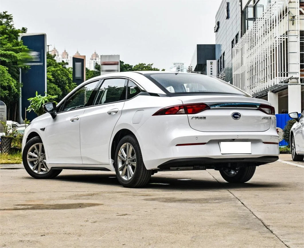 GAC Aion S 2022 Model Xuan 530 Brand New Compact Sedan Prue Electric for Sale White Car