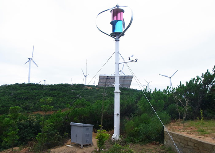Commercial Mountain Street Lights Powered By Solar And Wind Energy