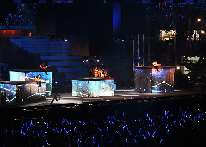 Light Weight Billboard LED Display Screen Rental , 3000 Nits P6 Outdoor LED Screen Video Wall