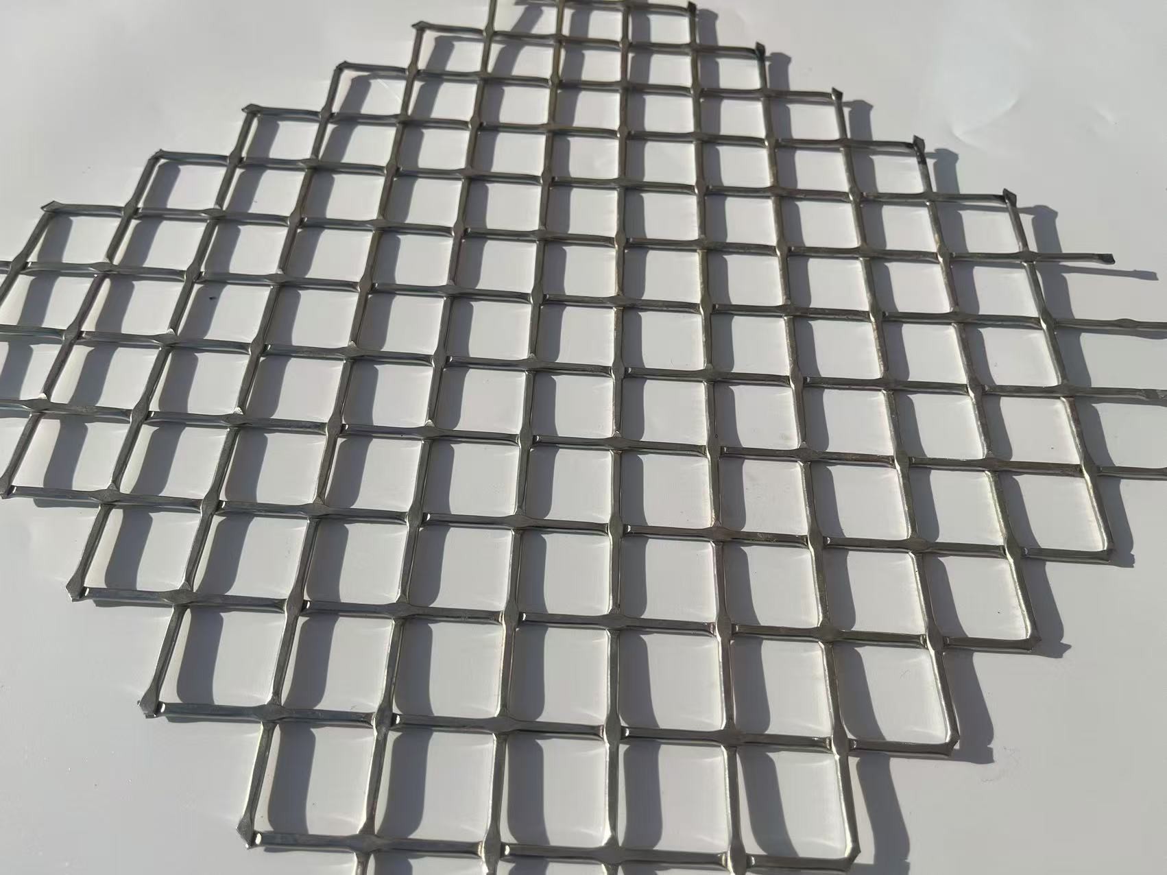Customized Architectural Woven Wire Mesh Stainless Steel Decorative Panels