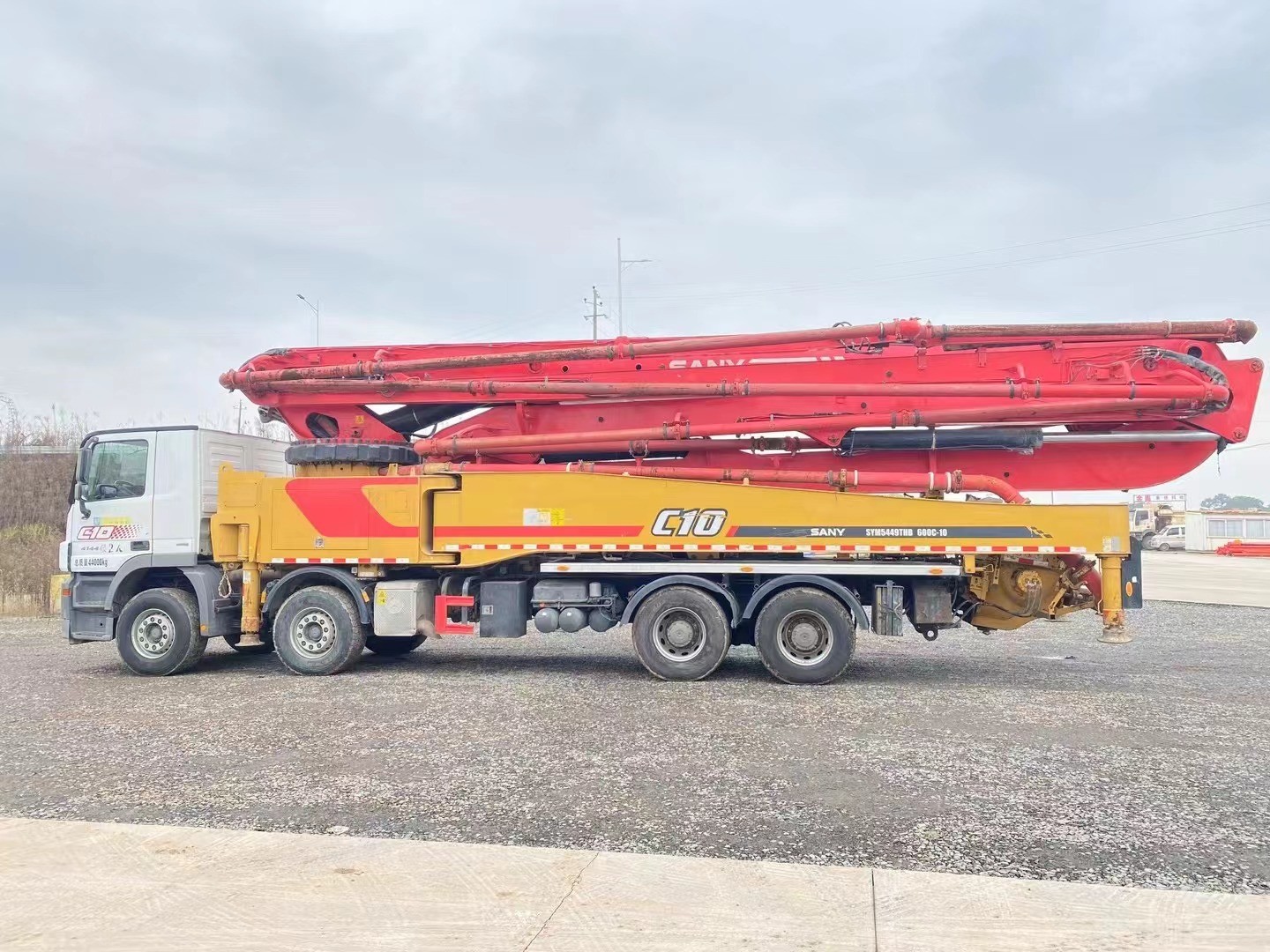 SYM5449THB Sany Benz Used Concrete Pump Truck 56m 49M 62M 60M 2020 White Orange And Red Color