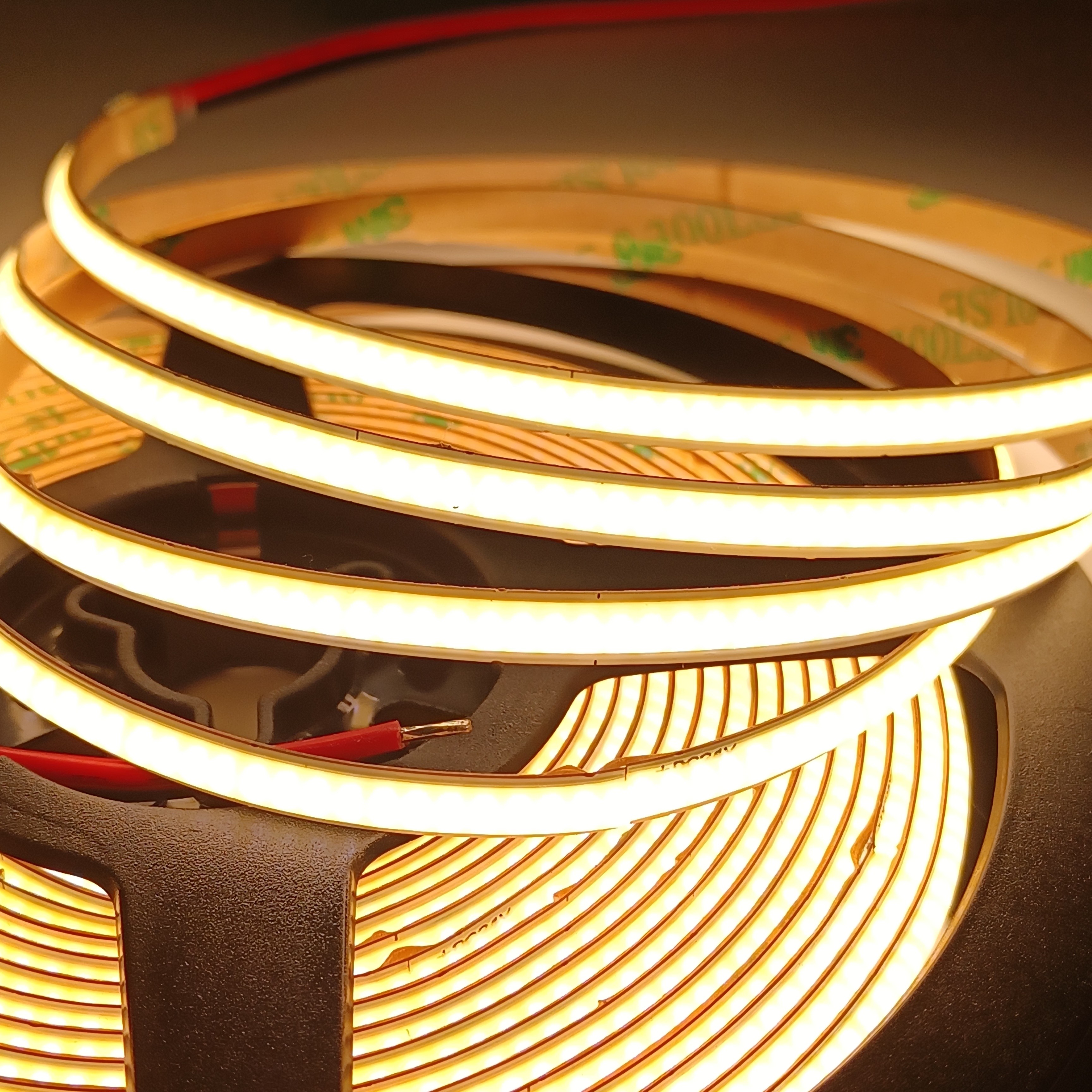 COB Outdoor Lights 100m/300ft Range for Birthday Occasion and Easy Installation