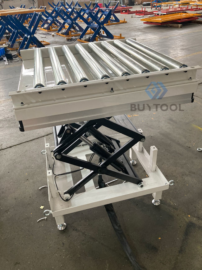 Compact Scissor Lift Table With Roller Top Conveyor 500kg