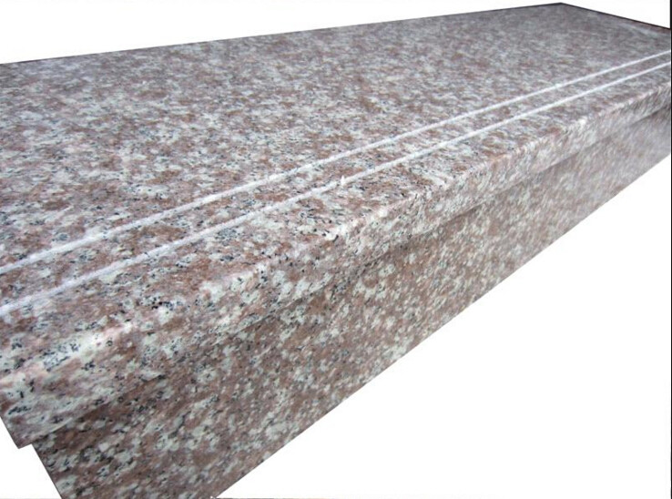 18mm Thickness Polished Granite Stone G687 Tiles And Slabs For Decoration