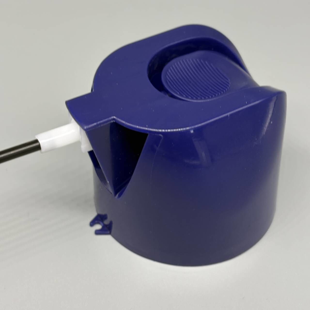 Versatile 65mm Insecticide Cap for Pest Control Companies with Customizable Spray