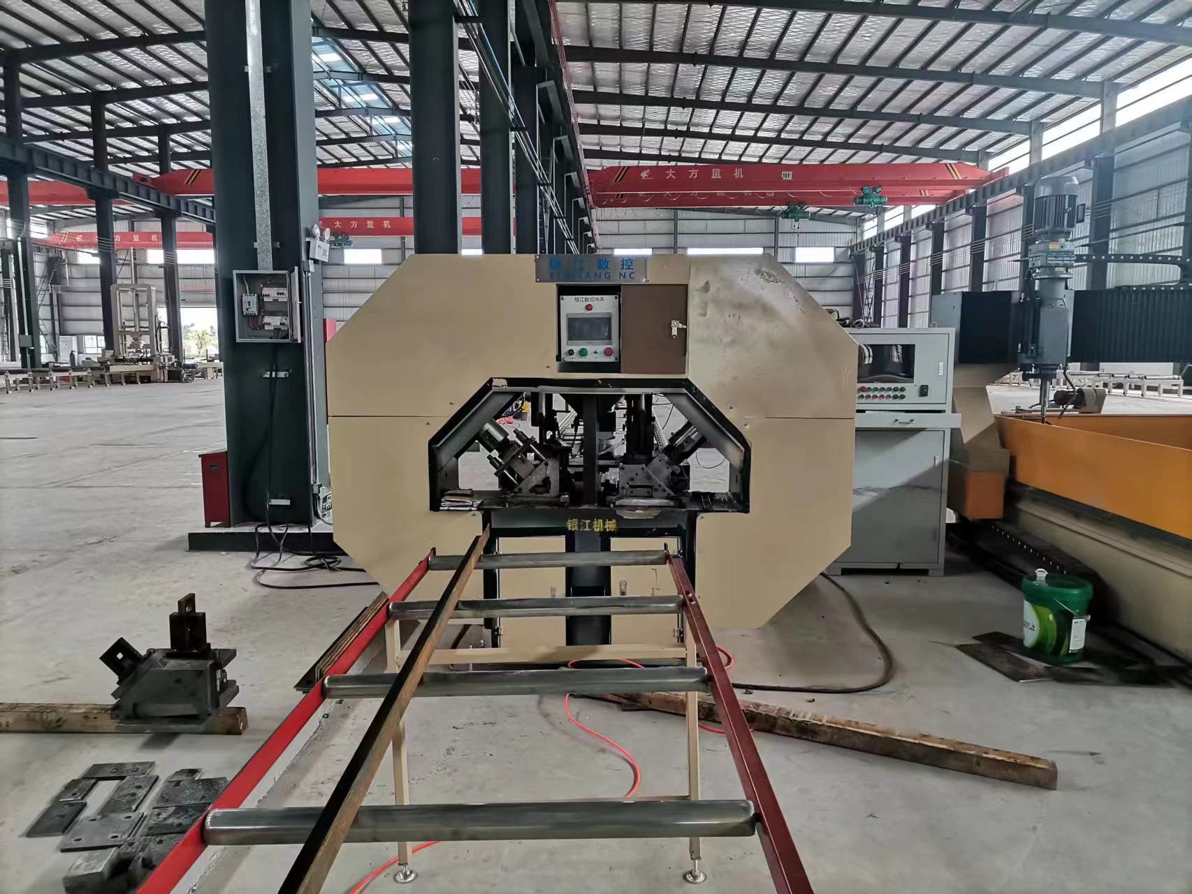 Industrial Steel Customizable Hydraulic Punchers For Diverse Materials