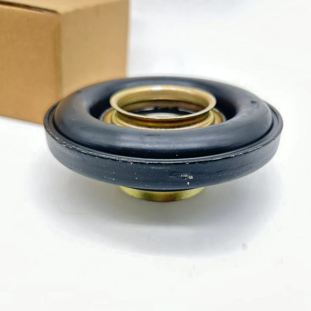 37521-32G25 Driveshaft Support Center Bearing Rubber Fits NISAN D21-22
