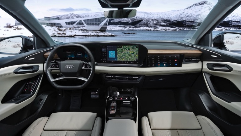 Long claimed range with super fast 270kw charging & generous equipment at Audi Q6e-tron pure electric vehile 285kw power