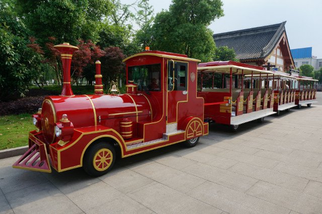 62 Seater Mini Electric Trackless Train , Shopping Mall Electric Sightseeing Train