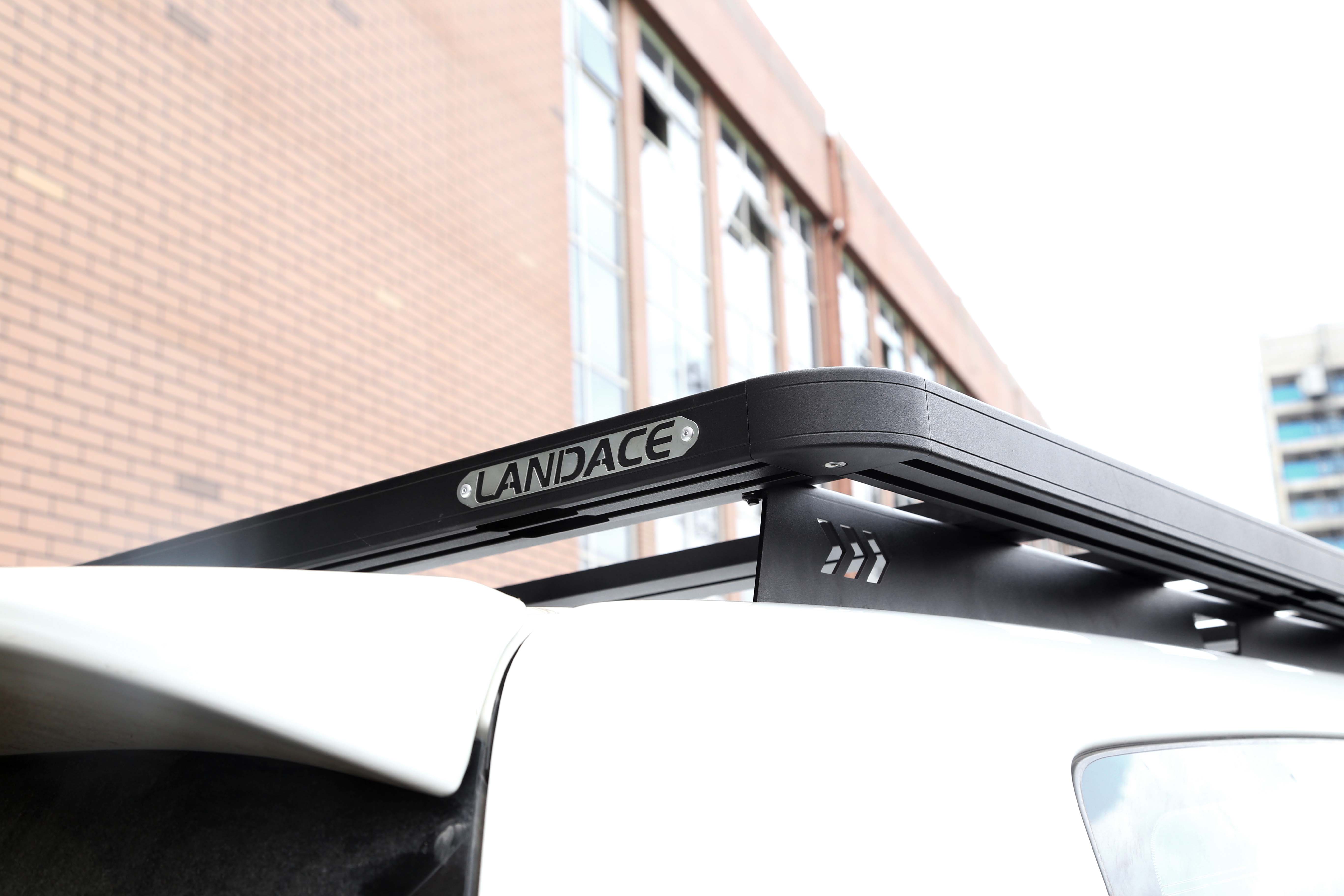 LC300 Car Luggage Rack Aluminium Alloy Black Powder Coated Roof Basket
