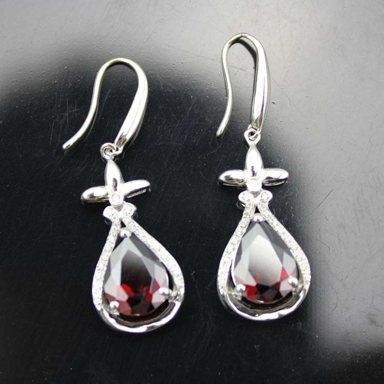 925 Sterling Silver Pear Shape Created Amethyst Cubic Zircon Drop Dangle Earrings (PSJ04502)