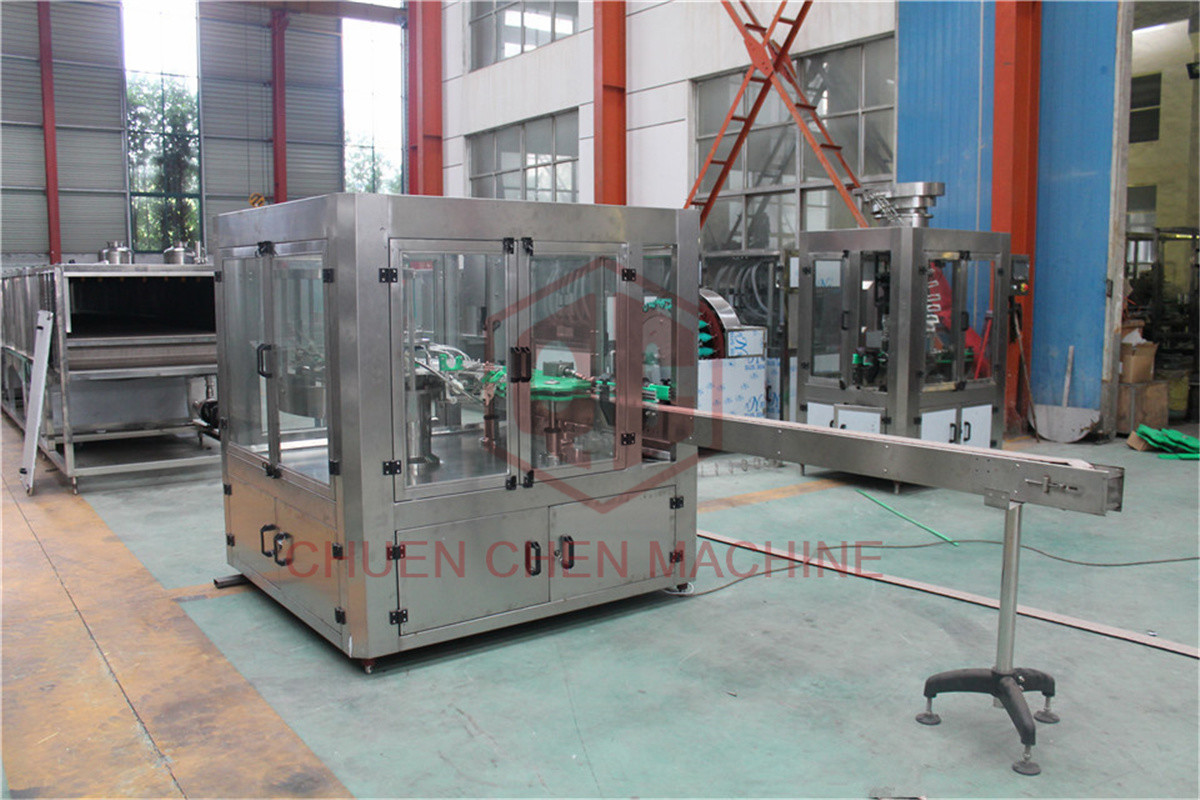 Water Bottle Filling Capping And Labeling Machine Linear Rotary Type