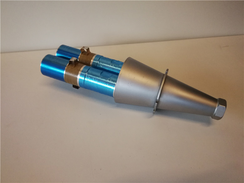 High Frequency Ultrasonic Oscillator Double Welding Transducer With Mounting Booster