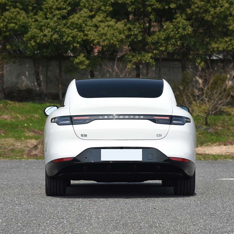 Leapmotor C01 Electric Sedan Car EV Car Electric Vehicles with Left Hand Drive
