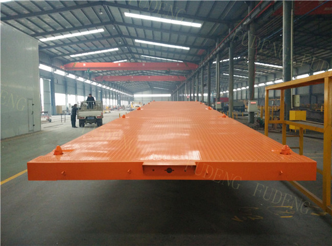 Containers Transportation Heavy Duty Trailer 12500 * 2500 * 1560 mm Size