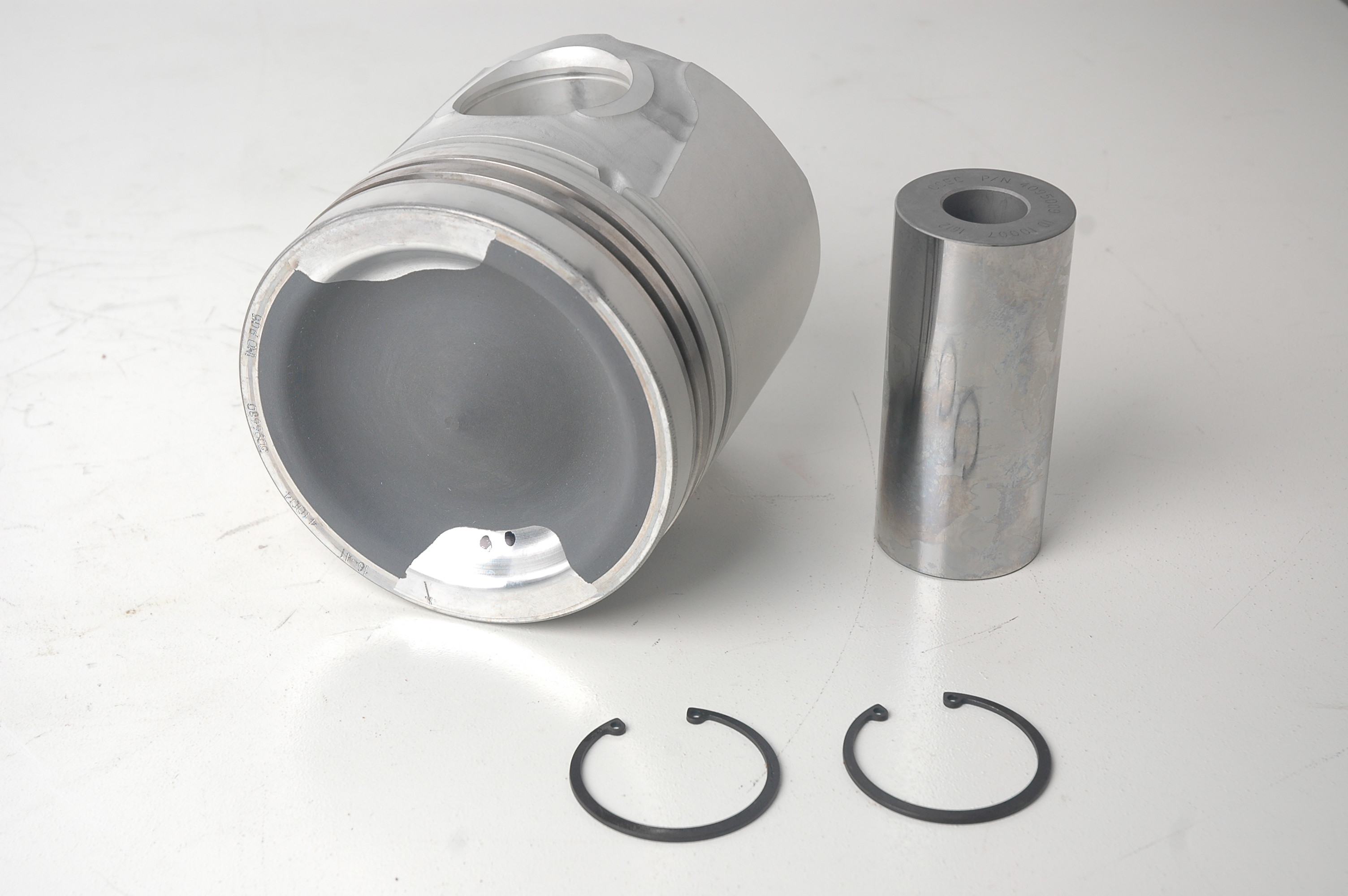 Cummins K19 Diesel Engine Parts New Forged Genuine Marine Genset Cylinder Piston Kit 3631246