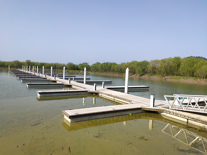 Marina Floating Dock Water Power Electricity Service Pump Station Jetty Pedestal Marina Marine Bollards Service Pedestal
