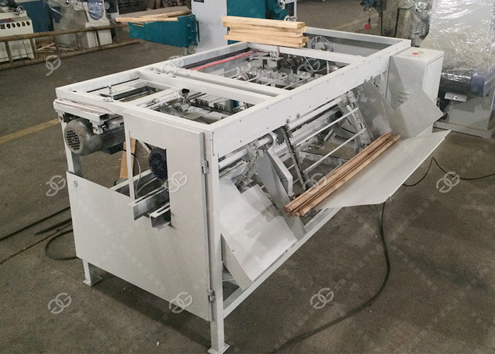 Wood Screw Making Machine