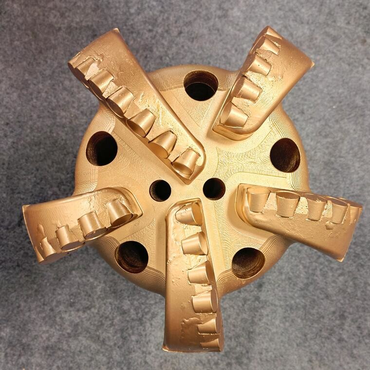Rock Drill PDC Diamond Bit Alloy Carbon Steel For Coal Mining Water Well Drilling Rigs