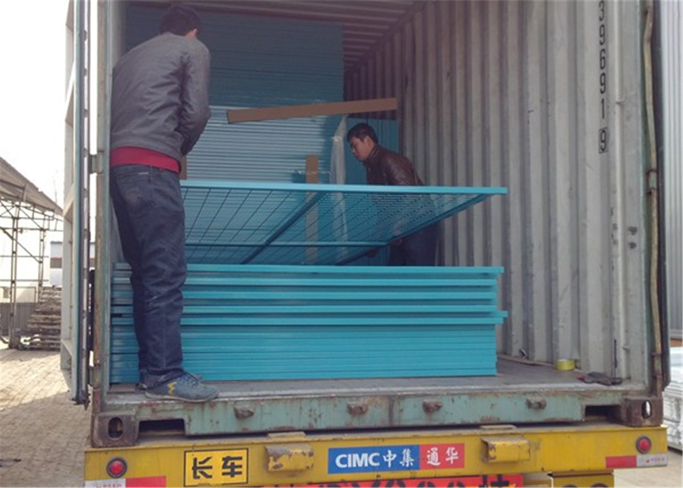 6'x9.6' Construction Security Temp Fence Panels Tubing 30mm*30mm brace 20mm*20mm Powder Coated Red