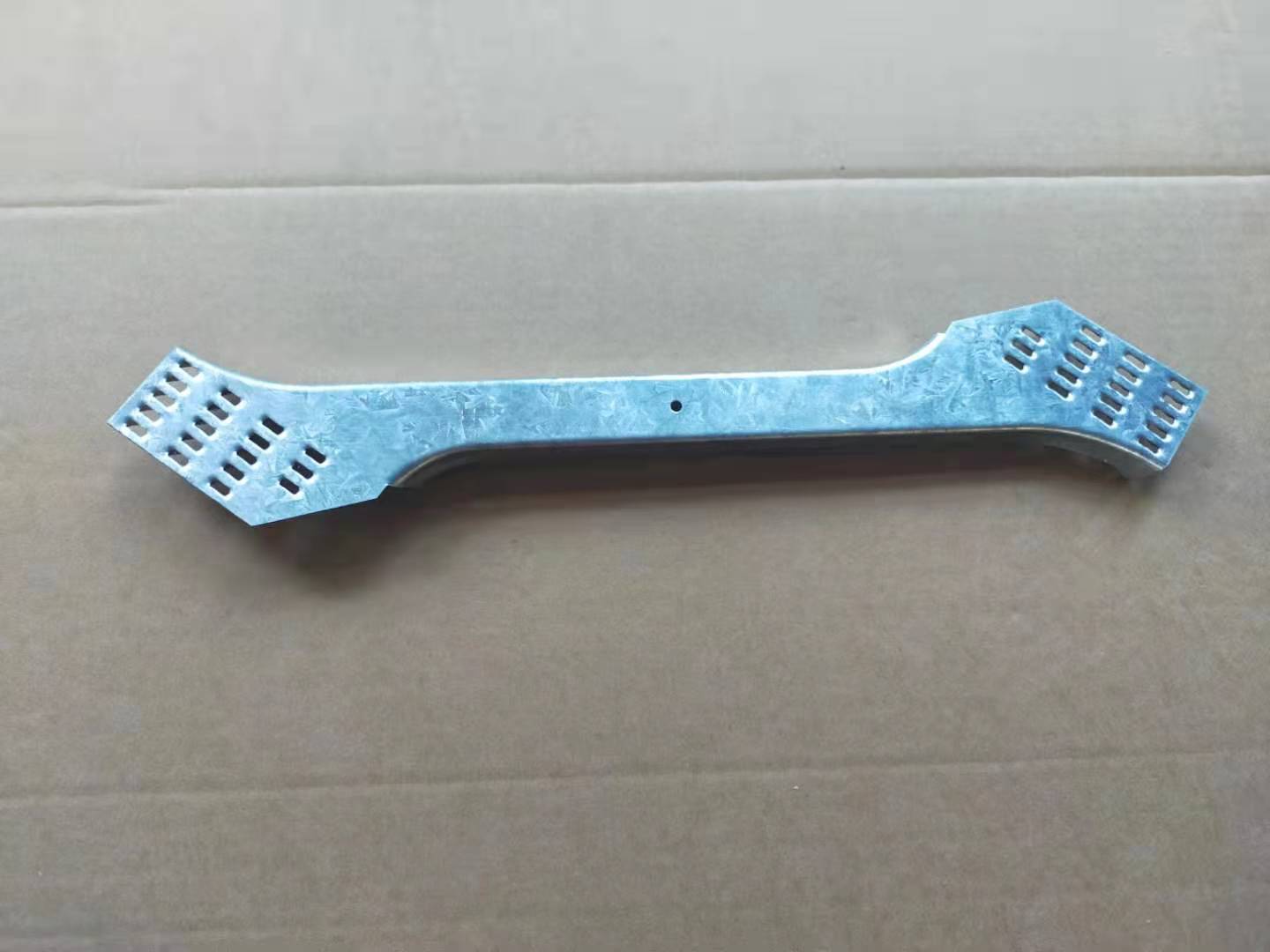 0.3-5mm Thickness Building Metal Webs Connector Trusses for Easy Roof Joist Installation