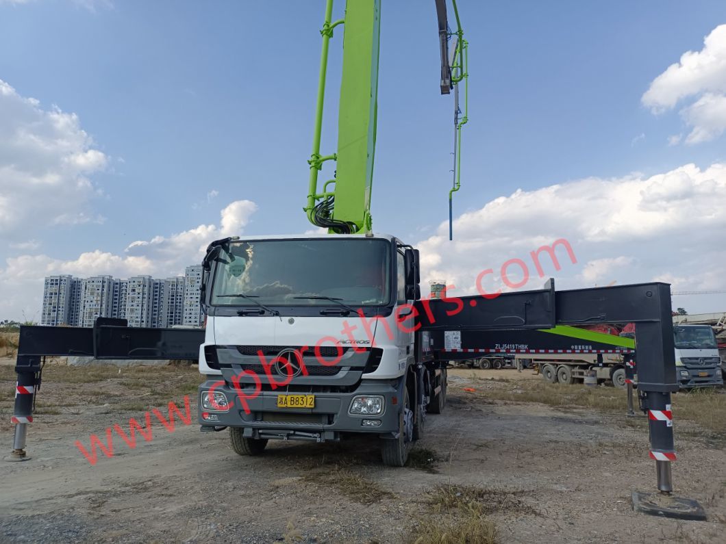 Good Renovated Condition 2013 Zoomlion 52m Concrete Pump for Ready Mix Promotion Activity Sale in EXW Price