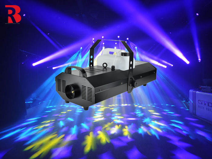 High Performance 3000W Smoke Machine DMX Smoke Hood Remote Control For Weddings, Parties