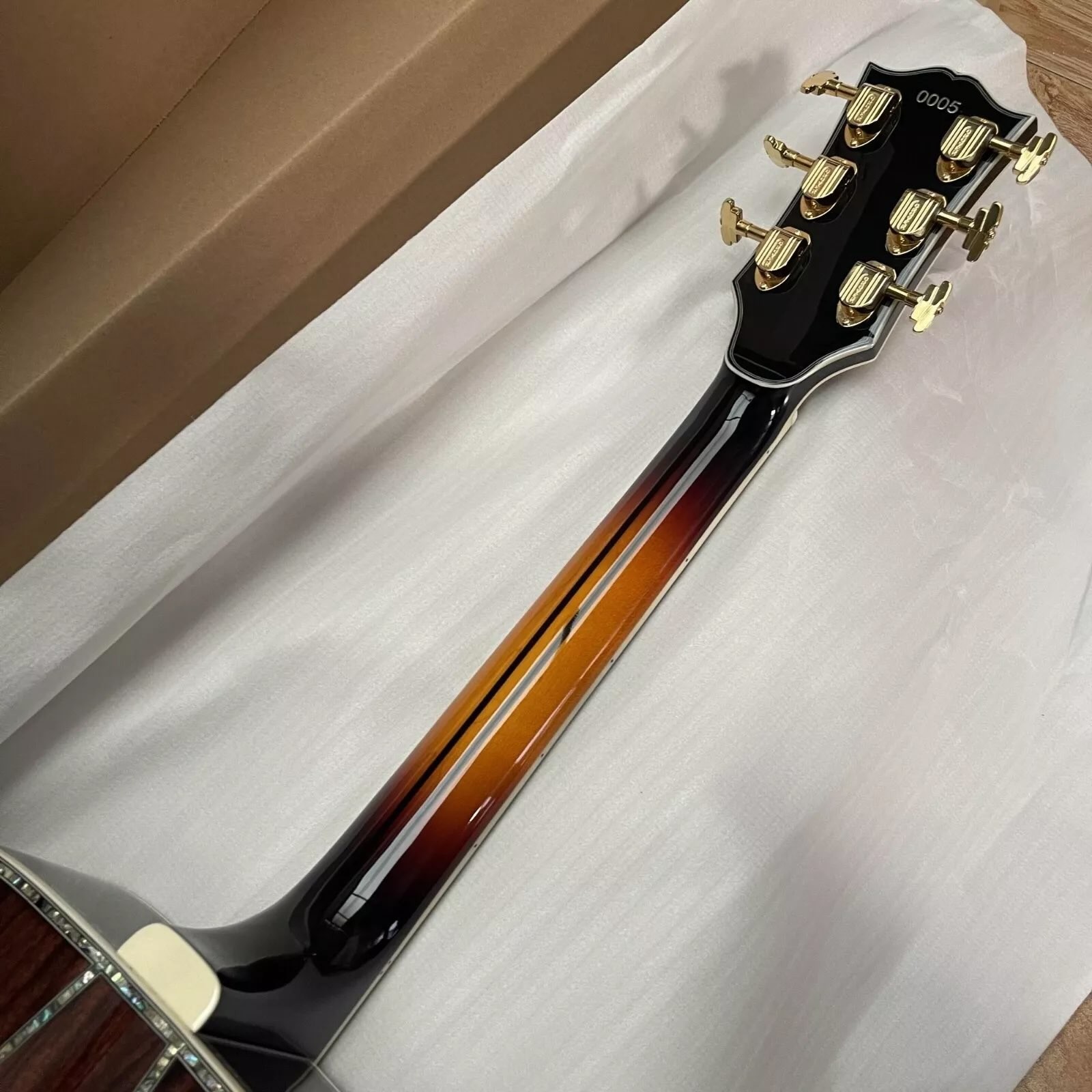 Custom Gibson Style Crown Monarch Type Sunburst Color SJ200 ALL Solid Wood Jumbo Acoustic Guitar