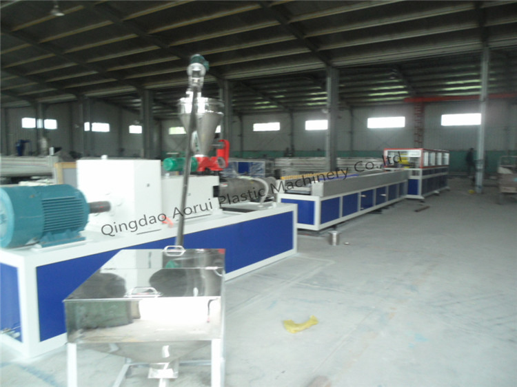 PVC Window and Door Profile Extrusion Line , WPC Door and Frames Profile Making Machine, Plastic Coner Extrusion
