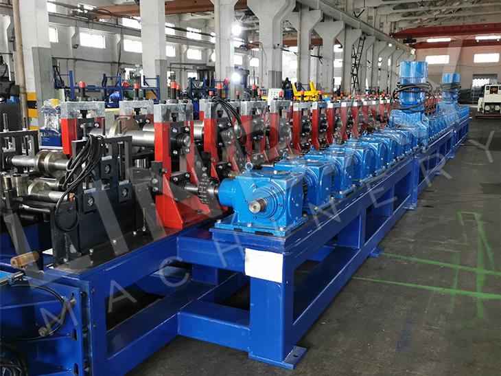 Gearbox Drive Galvanized Steel Strut Channel Roll Forming Machine With Flying Saw Cutting