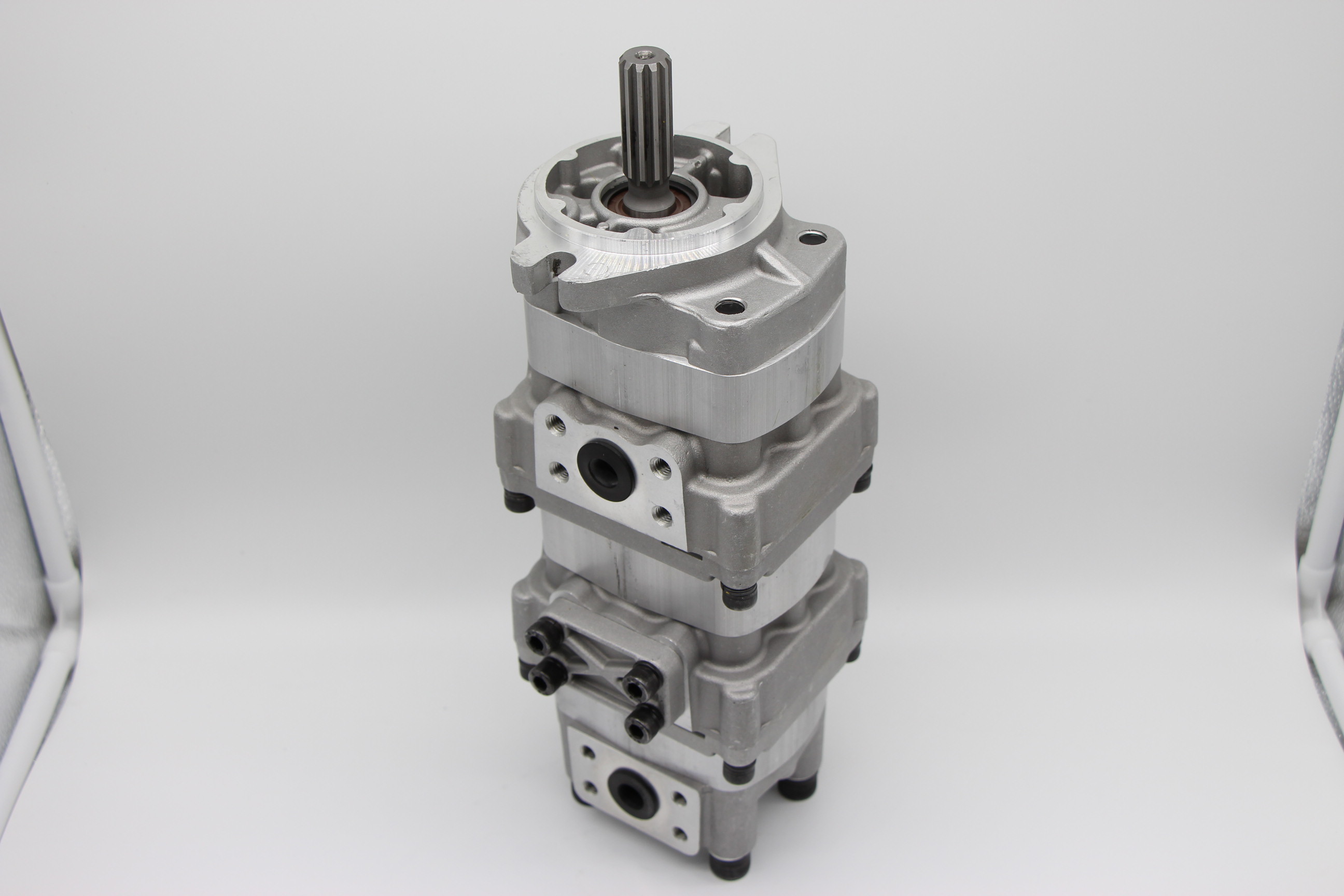 Hot sale good quality 705-41-08001 PC30-6 gear pump pilot pump for KOMATSU excavator