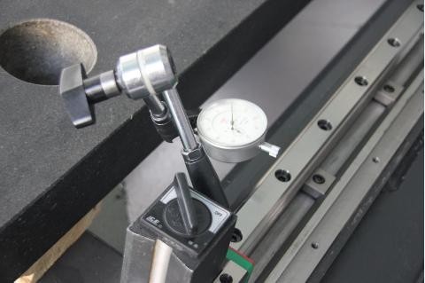 Low Maintenance Cost 1500w 3000w Cnc Raycus 3015 Sheet Laser Cutter for Metal Cutting