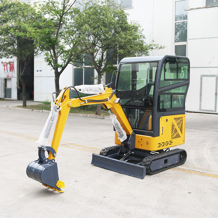 Mini Excavator Manufacturer 1500kg Crawler Mounted Hydraulic Small Digger For Back Garden