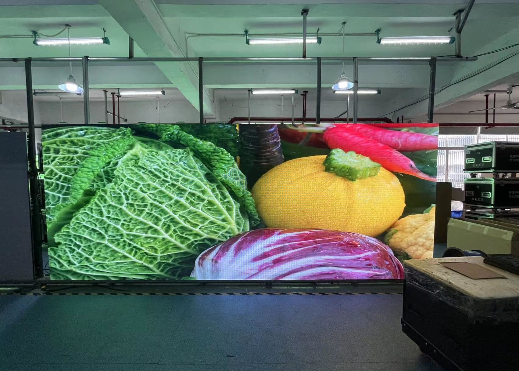 Flexible Outdoor Stage Background LED Die-Cast Aluminum 576x576*85mm Cabinet Size LED Wall Panel