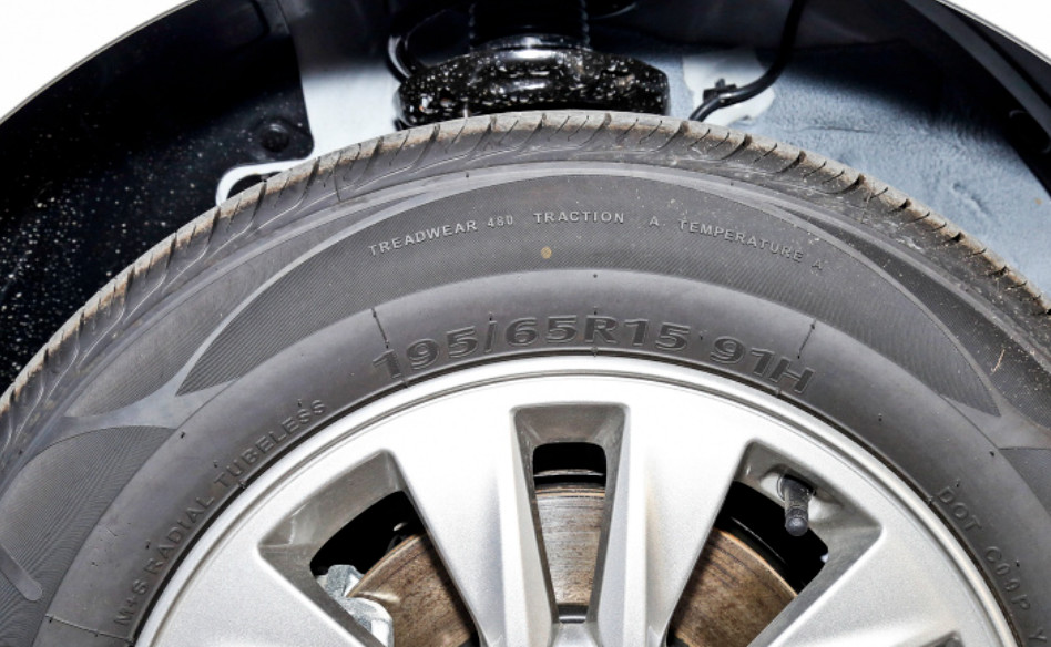 Hyundai celesta 2020 1.6L Auto GL yuemu version 4 Door 5 seats Sedan