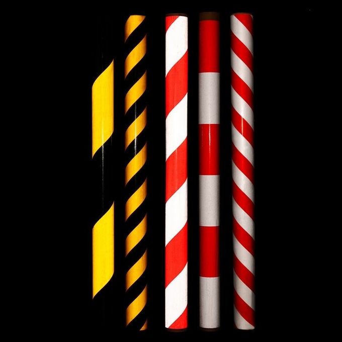 Self Adhesive Chevron Reflective Vinyl Film Sheeting Vinyl Roll Advertising Grade