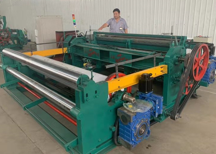 Automated Metal Mesh Machine , King Kong Wire Mesh Weaving Machine 2.2KW