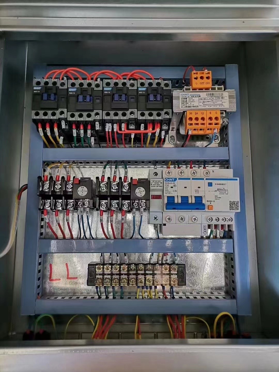 Electric Cabin of ZLP Suspended Platform Spare Parts with ZHENGTAI CHINT Contactors