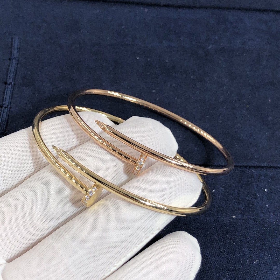 Elegant Car Tier 18k Gold Juste Un Clou Bracelet Small Model Natural Diamonds