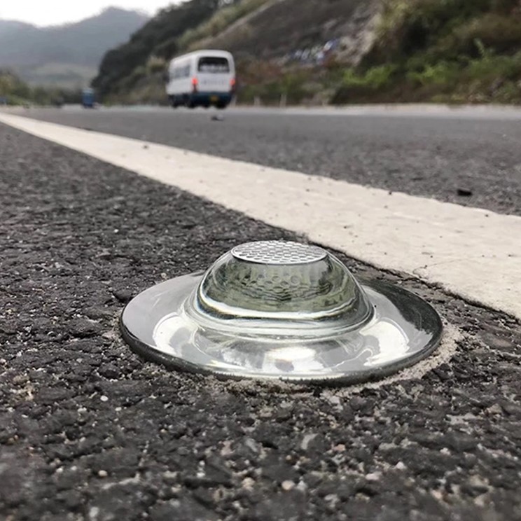 Road Warning Tempered Glass Solar Cat Eye Reflective Road Stud With Long Service Life