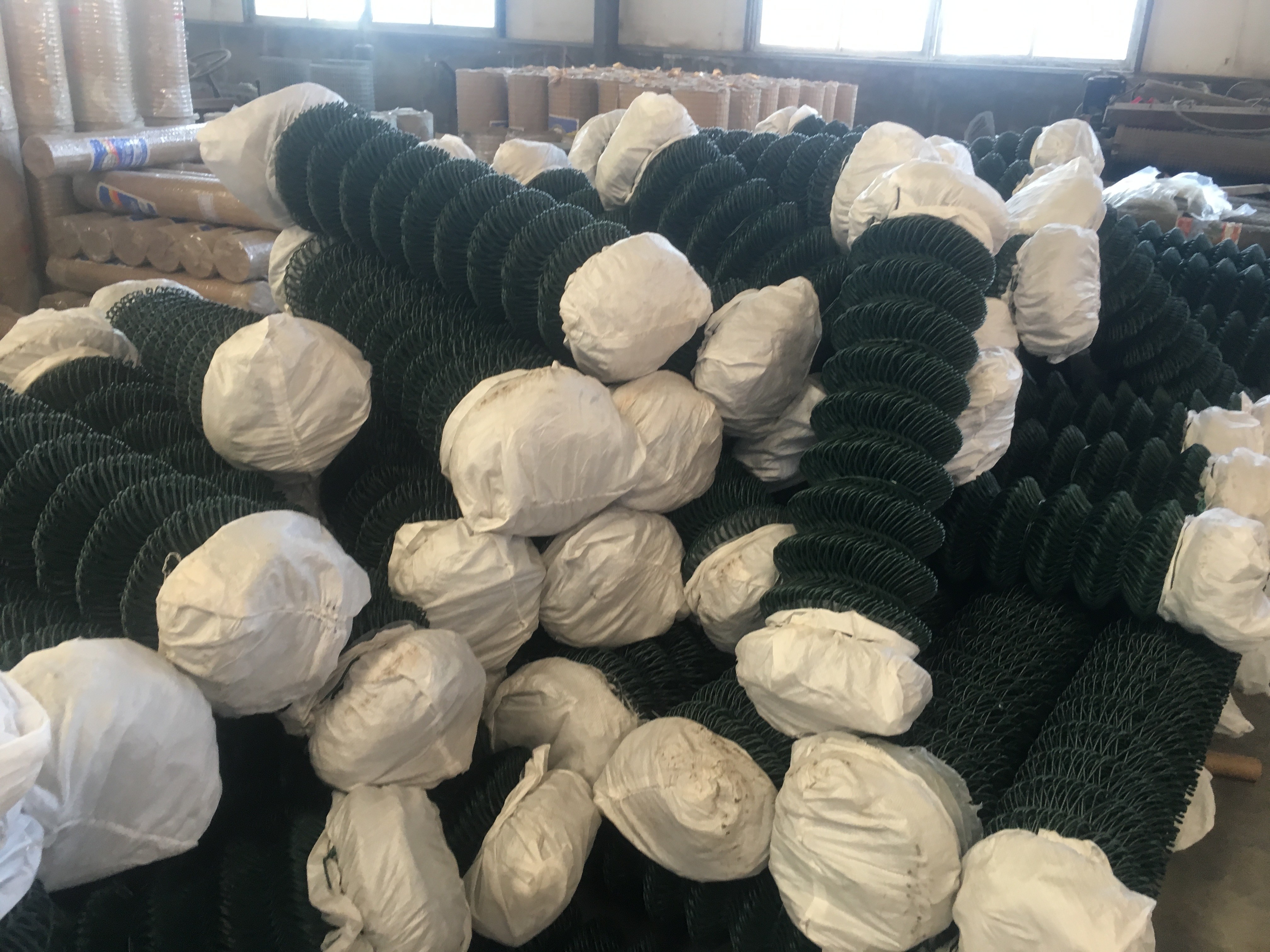 cyclone residential chain link fabric hurricane fence