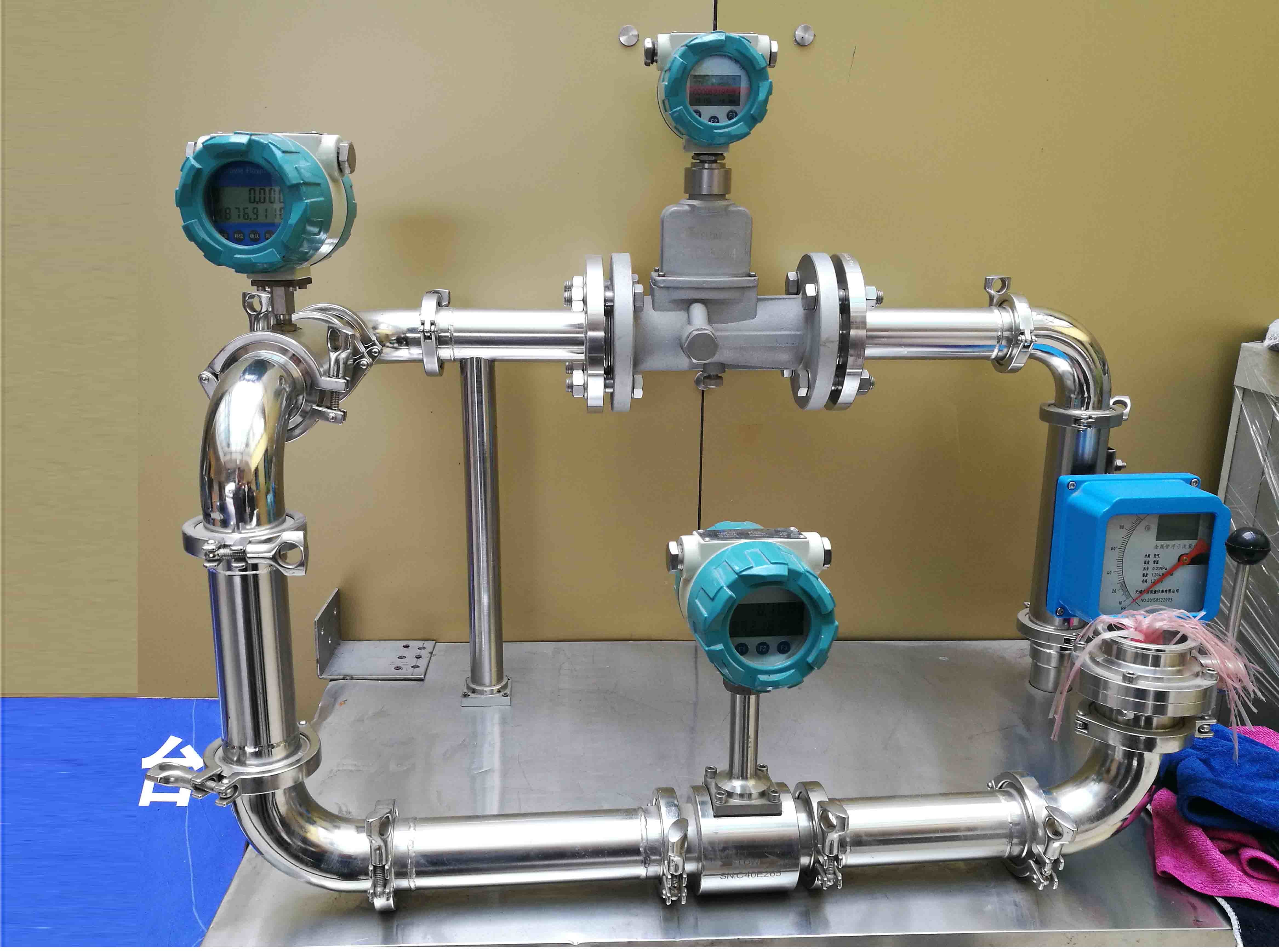 Output 4 - 20mA Gas Turbine Flow Meter Natural Gas With Local LCD Petroleum